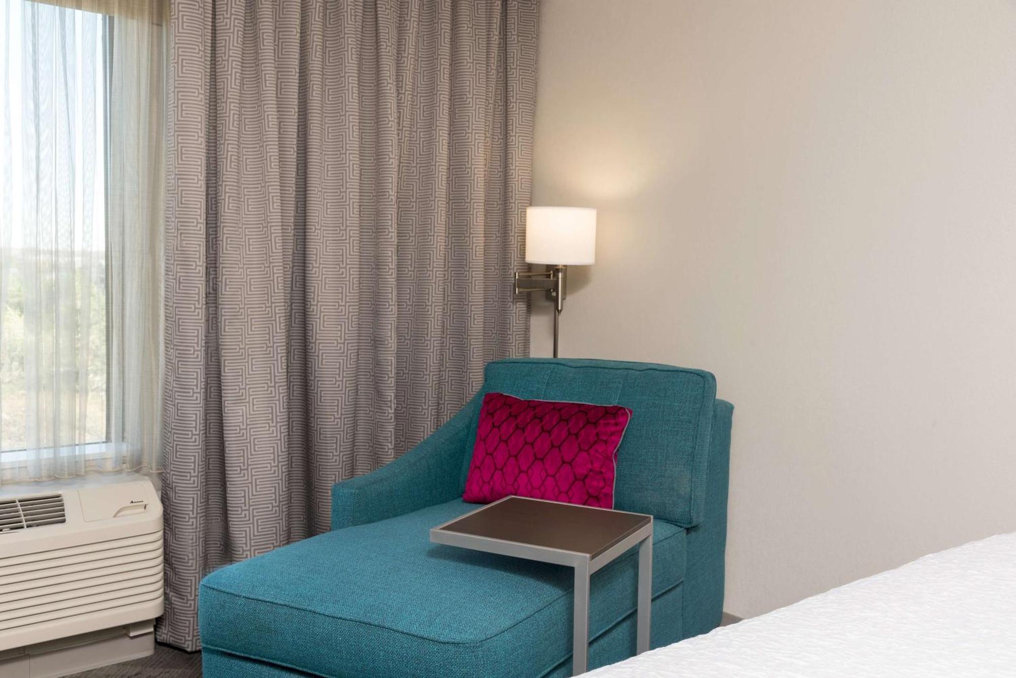 Hampton Inn & Suites By Hilton Chicago Schaumburg Il Екстериор снимка