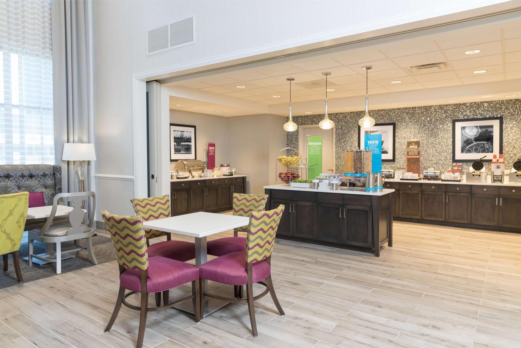 Hampton Inn & Suites By Hilton Chicago Schaumburg Il Екстериор снимка